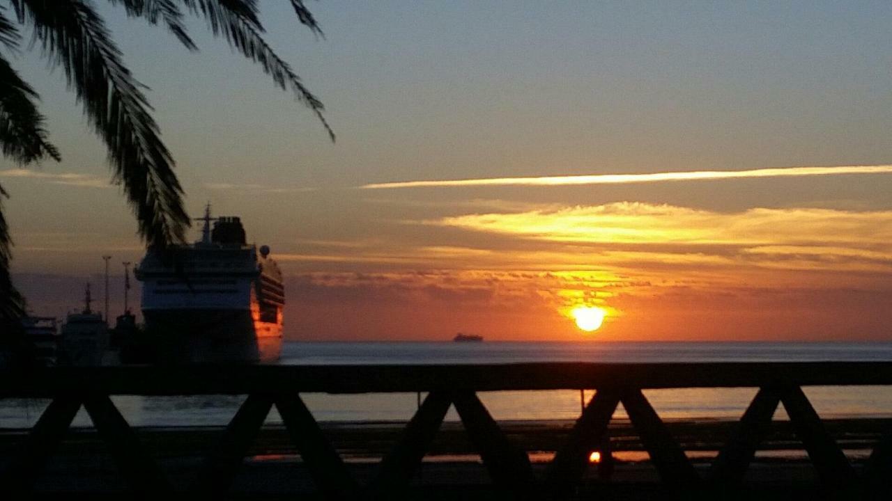 Appartamento Alem Puerto Madryn Esterno foto